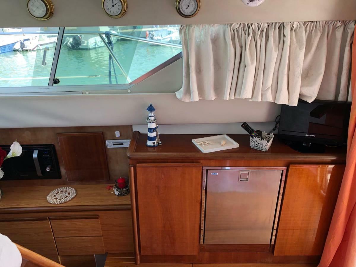 Yacht Suite Marina Di Grosseto Zewnętrze zdjęcie