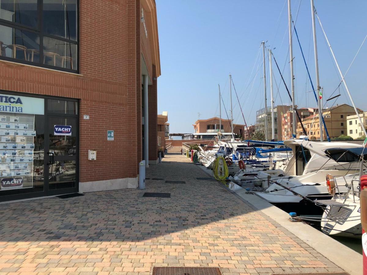 Yacht Suite Marina Di Grosseto Zewnętrze zdjęcie