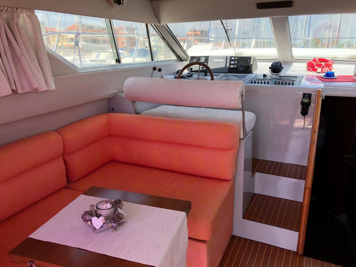 Yacht Suite Marina Di Grosseto Zewnętrze zdjęcie